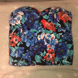 🌸Floral Strapless Crop Top